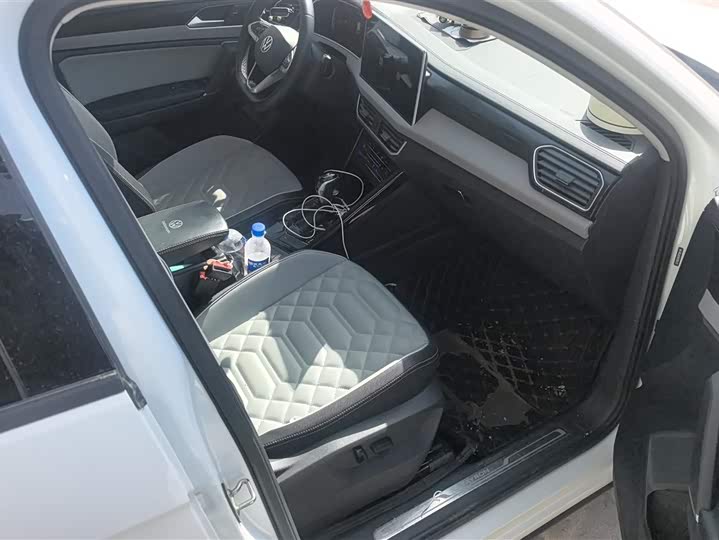 Photo 8 - Volkswagen Tayron