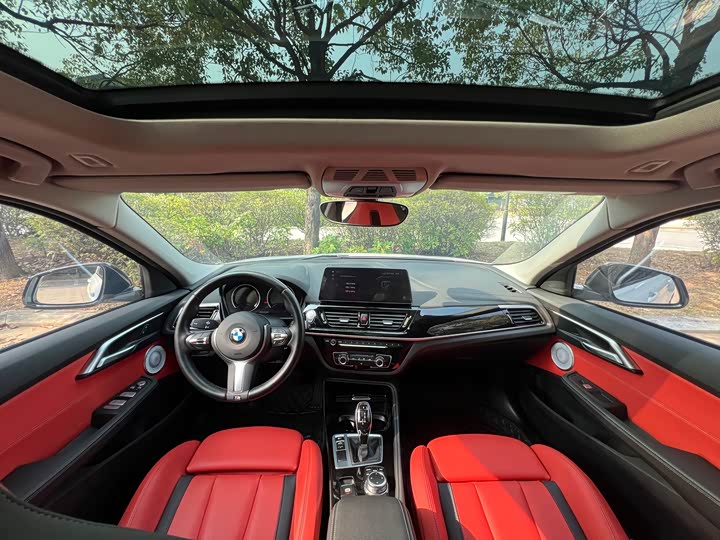 Фото 7 - BMW 1 Series