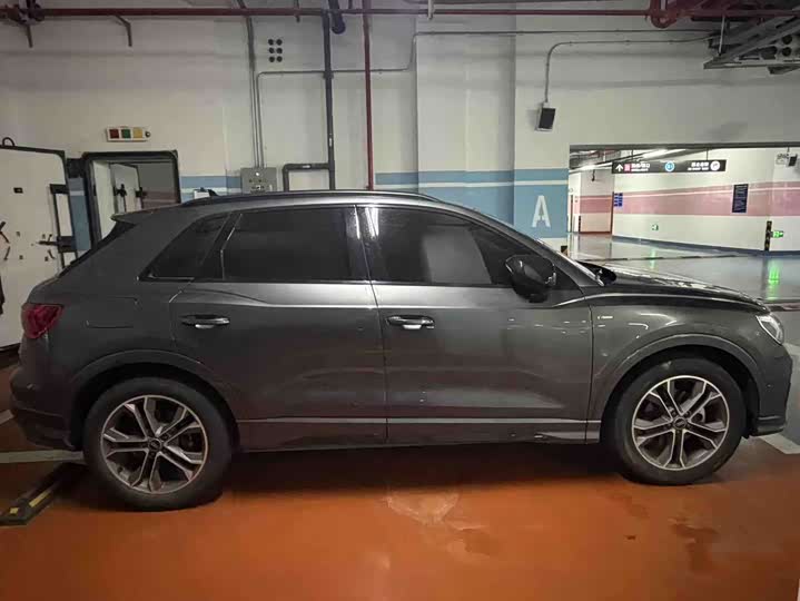 Фото 9 - Audi Q3