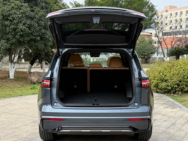 Фото 5 - Geely Monjaro Thor Hybrid