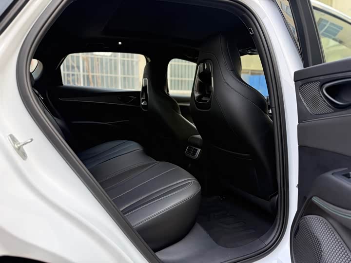 Фото 6 - BYD Seal 06 Hybrid/EV