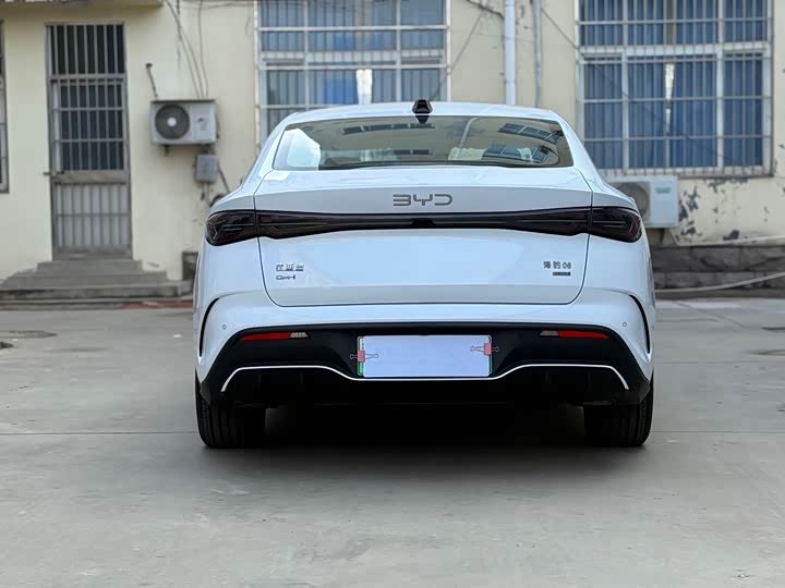 Фото 8 - BYD Seal 06 Hybrid/EV