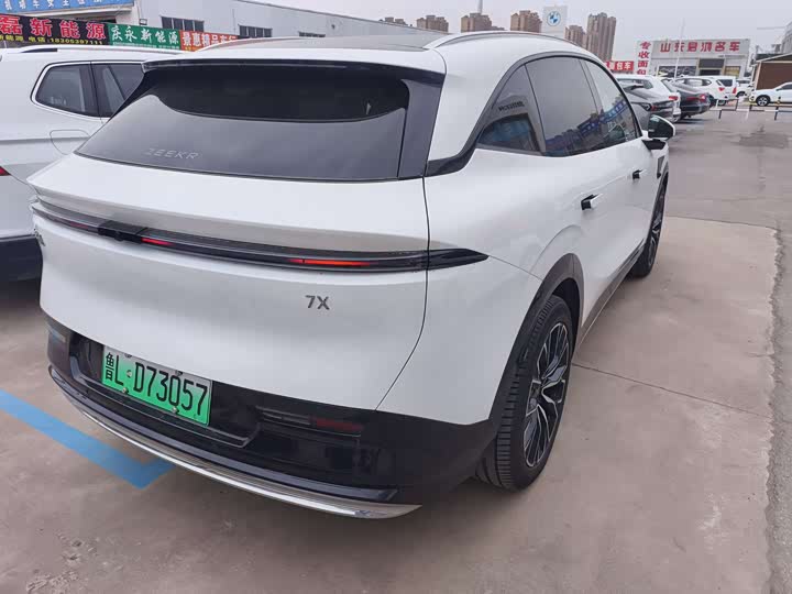 Фото 5 - Zeekr 7X