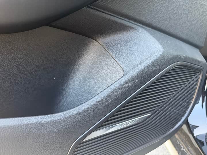 Фото 8 - Geely Preface