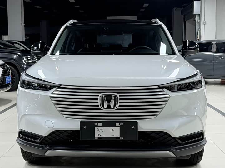 Photo 2 - Honda Vezel