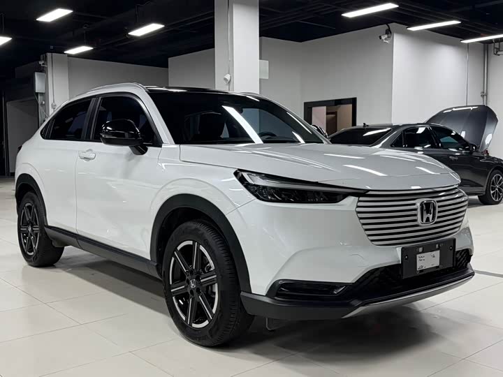 Photo 3 - Honda Vezel