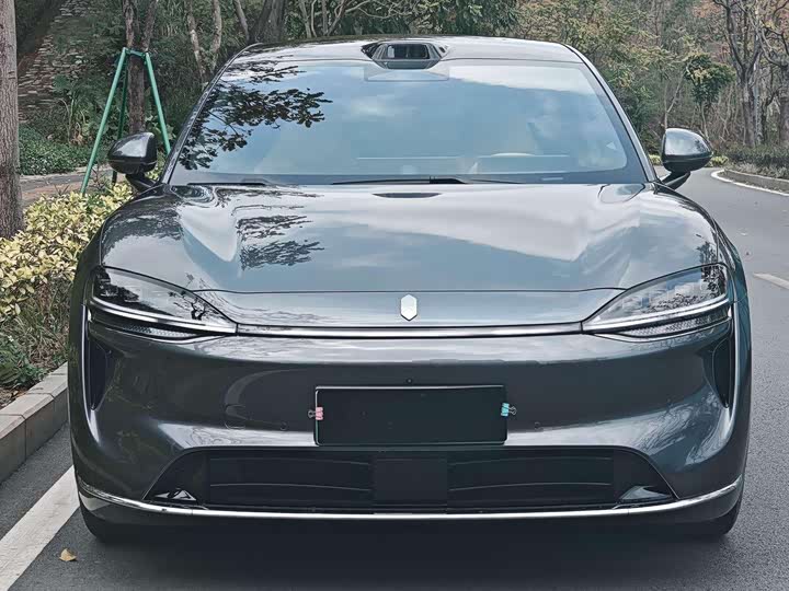 Фото 2 - Luxeed R7