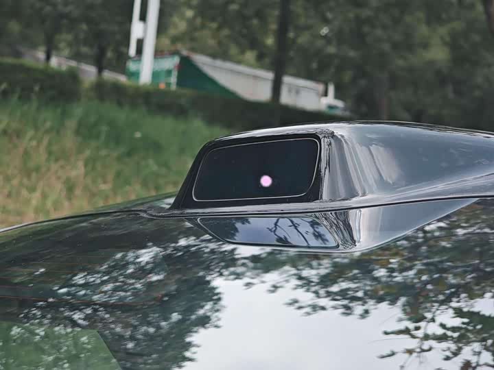 Фото 8 - Luxeed R7