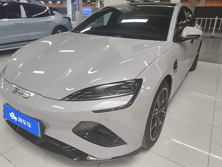 Фото 1 - BYD Seal