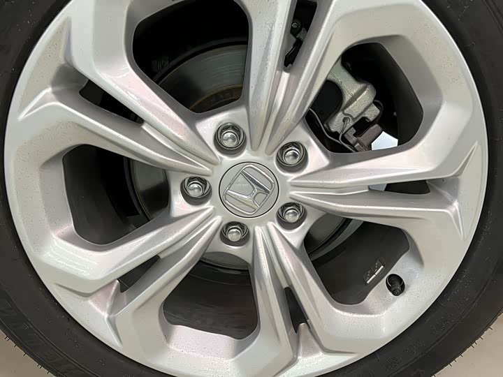 Фото 8 - Honda Accord