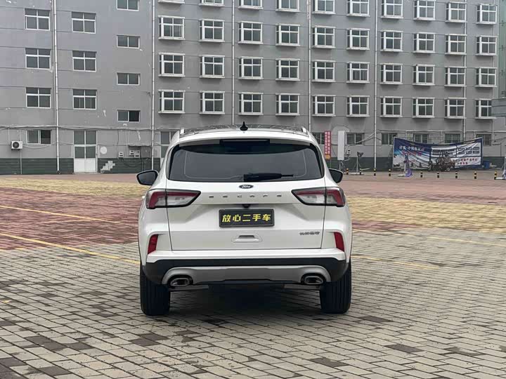 Фото 5 - Ford Escape