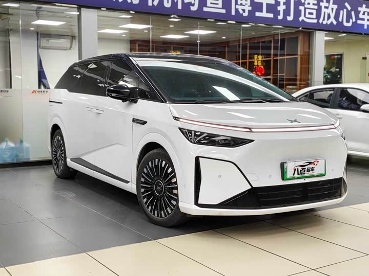 Фото 3 - XPeng X9