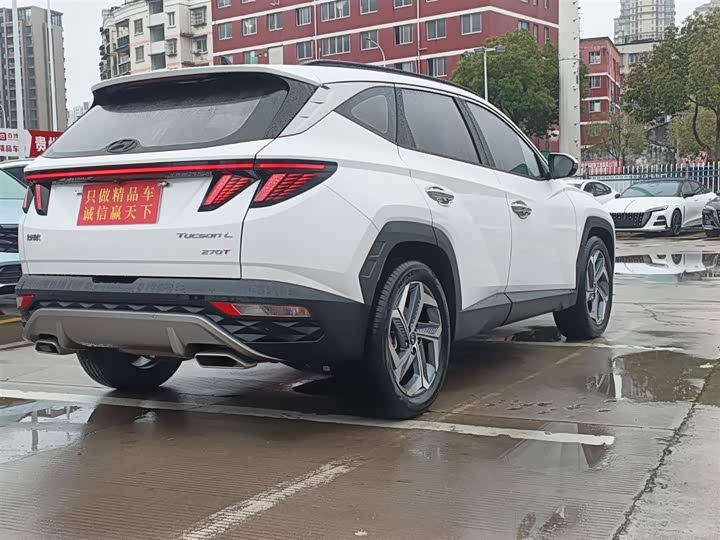 Фото 7 - Hyundai Tucson L