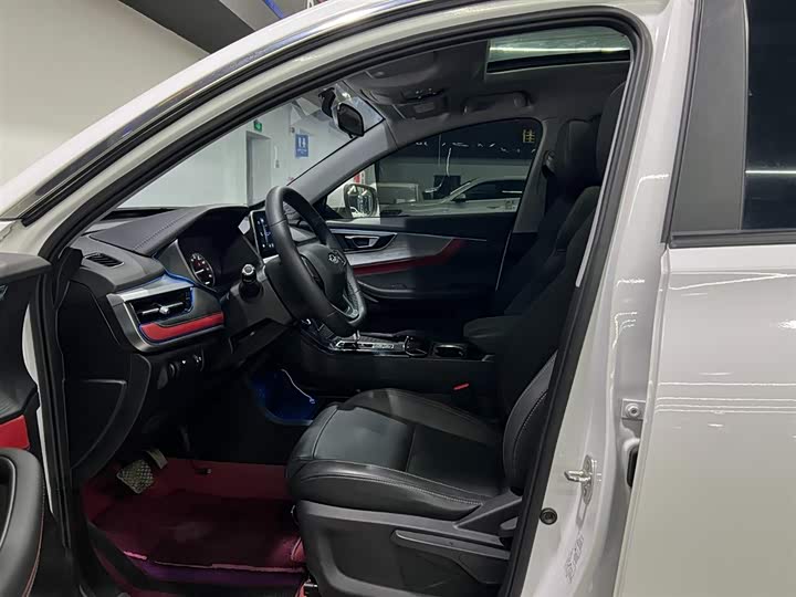 Фото 8 - Chery Tiggo 7