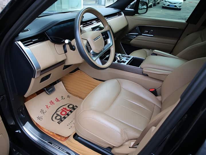 Photo 5 - Land Rover Range Rover