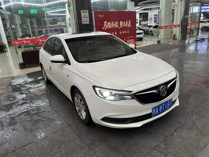 Photo 3 - Buick Excelle GT
