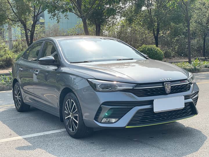 Фото 3 - Roewe i5