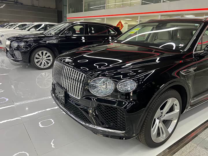 Фото 3 - Bentley Bentayga