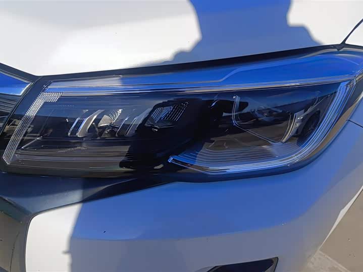 Фото 5 - Changan CS75