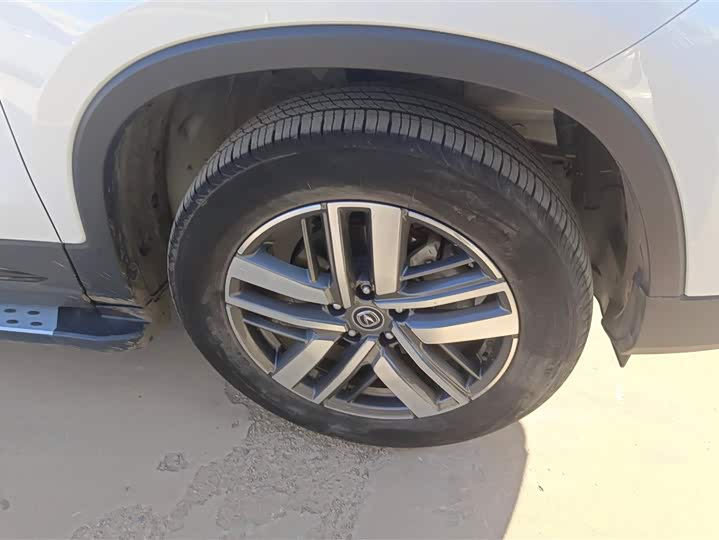 Фото 6 - Changan CS75