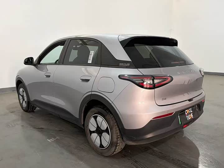 Фото 7 - Geely Galaxy Geome