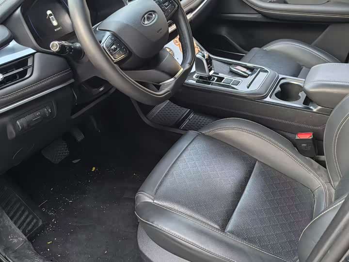 Фото 8 - Chery Tiggo 8