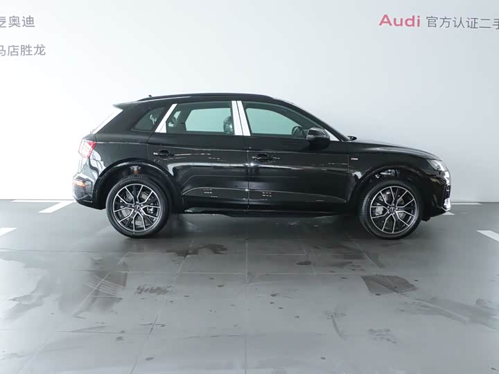 Photo 3 - Audi Q5L