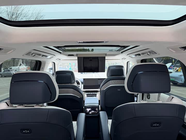 Фото 7 - Zeekr 9X