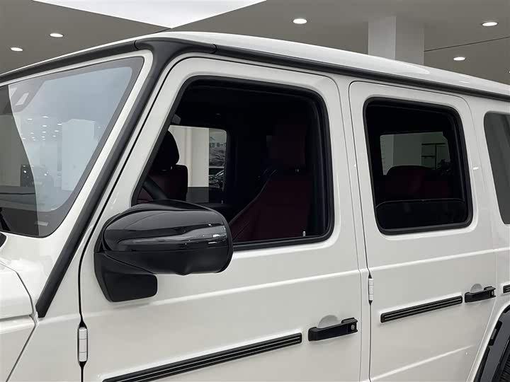 Фото 8 - Mercedes-Benz G-Class