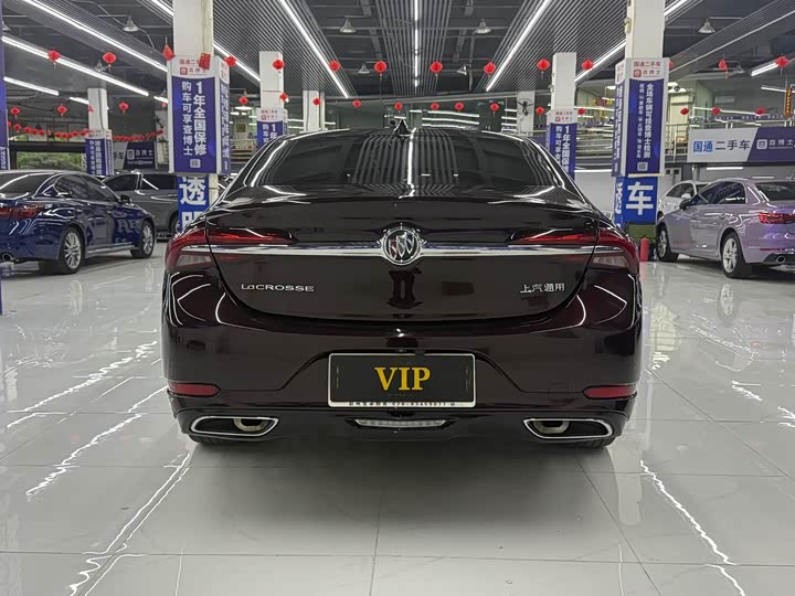 Фото 4 - Buick LaCrosse