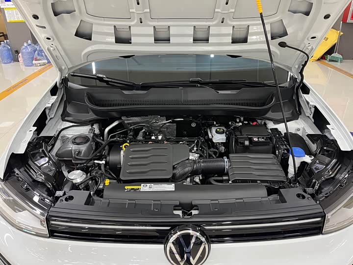 Volkswagen Tharu 2025 2025款 新锐 1.5L 锐意版