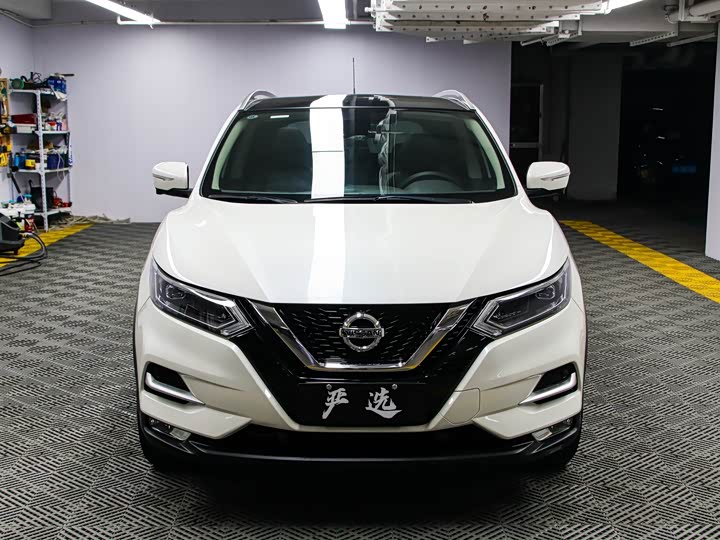 Фото 2 - Nissan Qashqai