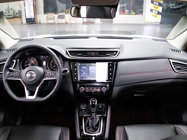 Фото 4 - Nissan Qashqai