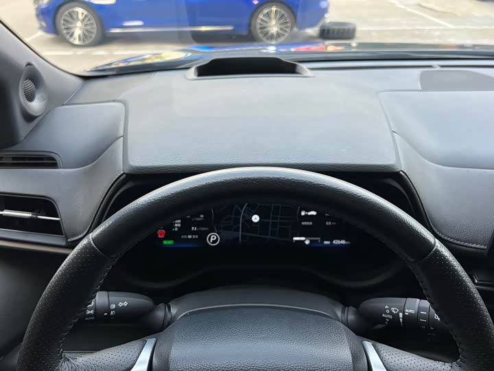 Фото 6 - Toyota Sienna