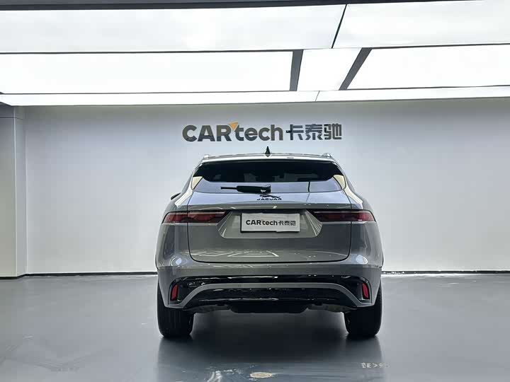 Фото 5 - Jaguar F-Pace