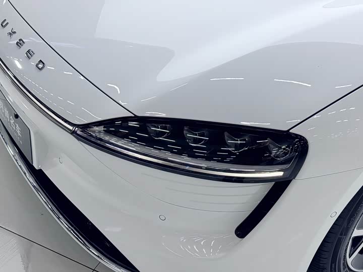 Фото 3 - Luxeed S7