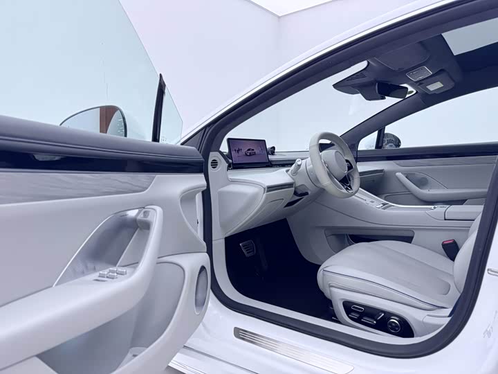 Фото 4 - Luxeed S7