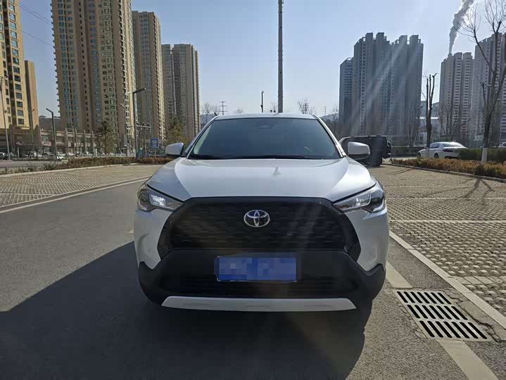 Фото 2 - Toyota Corolla Cross