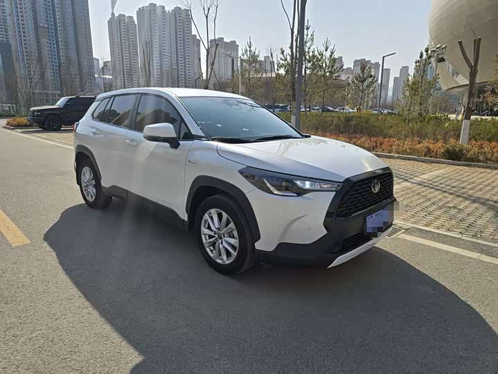 Фото 3 - Toyota Corolla Cross