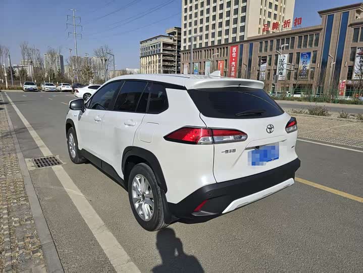 Фото 4 - Toyota Corolla Cross