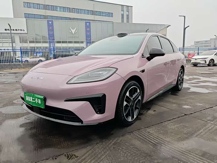 Фото 1 - GAC Aion RT