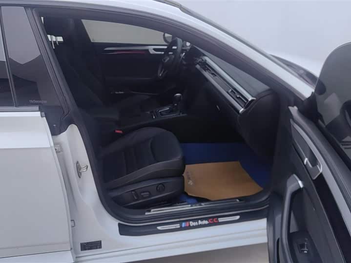 Фото 8 - Volkswagen CC