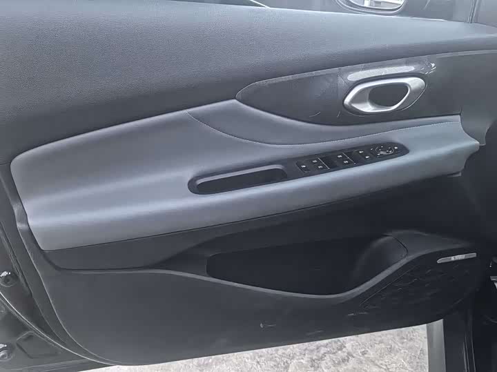 Фото 4 - GAC Trumpchi Empow R