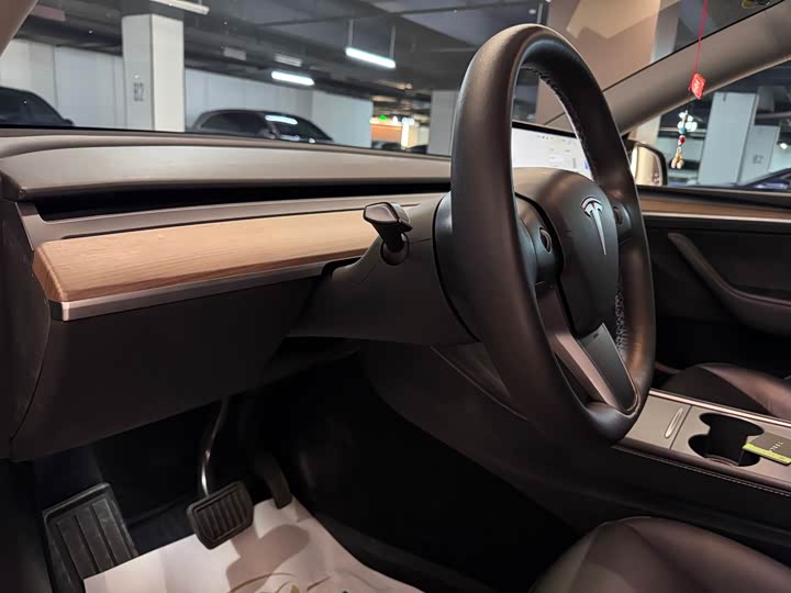 Фото 7 - Tesla Model Y