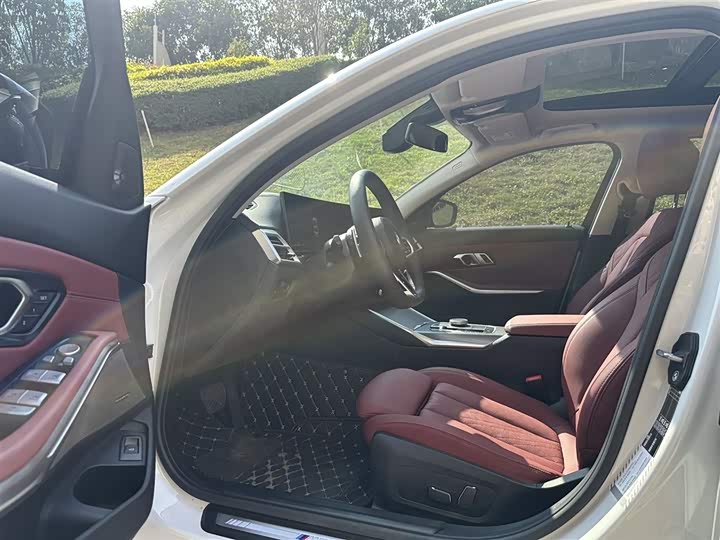 Фото 4 - BMW 3 Series