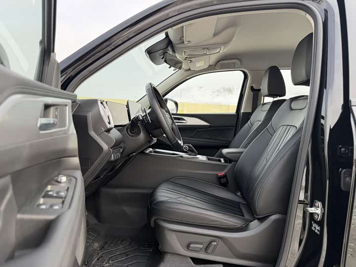 Фото 8 - Haval H5