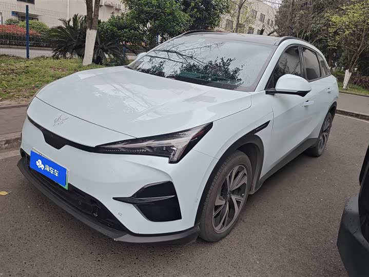 Photo 1 - BAIC Arcfox Alpha T5