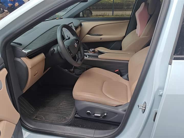 Photo 9 - BAIC Arcfox Alpha T5