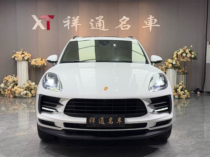 Фото 2 - Porsche Macan