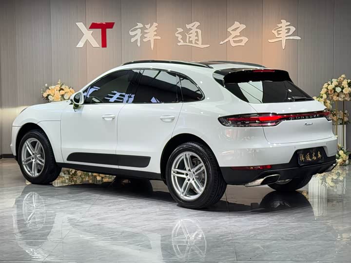 Фото 8 - Porsche Macan